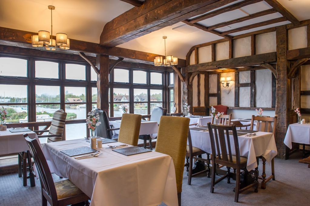 The Swan Inn By Innkeeper'S Collection 호닝 외부 사진